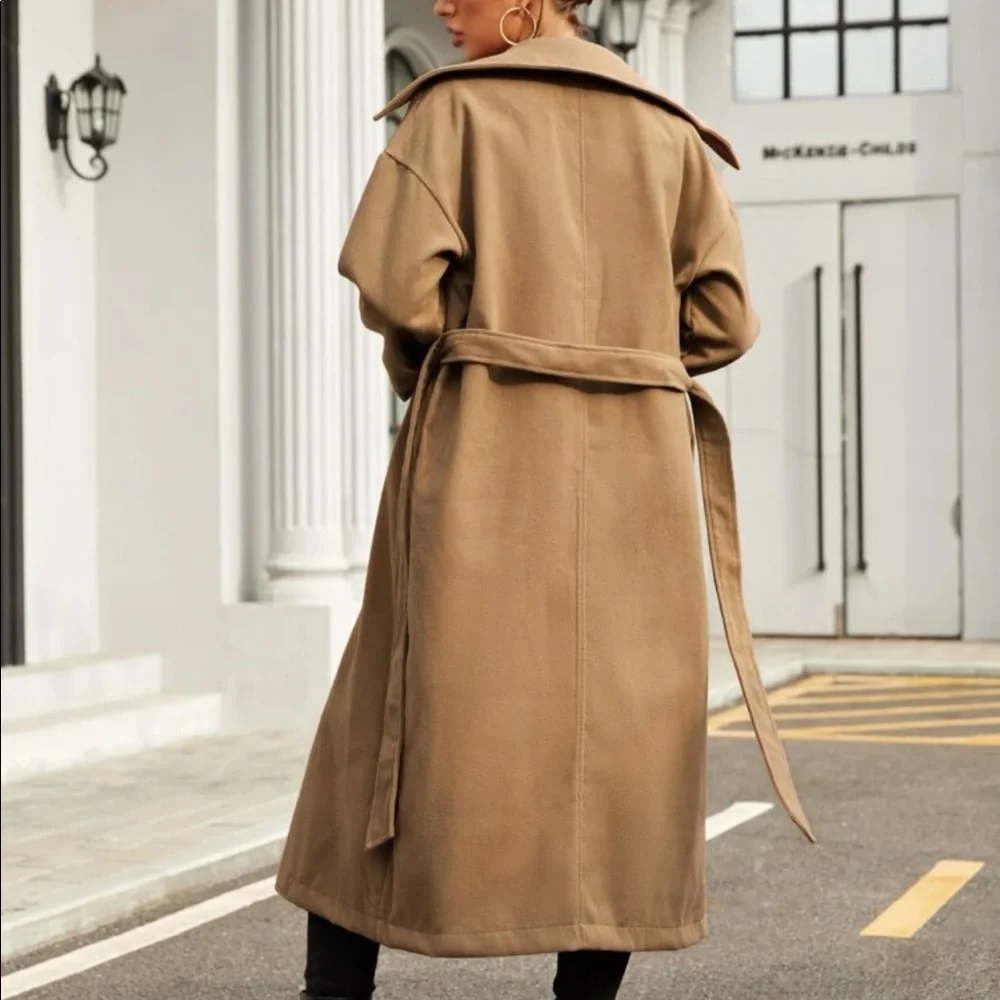 Double button overcoat - Picture 2 of 7